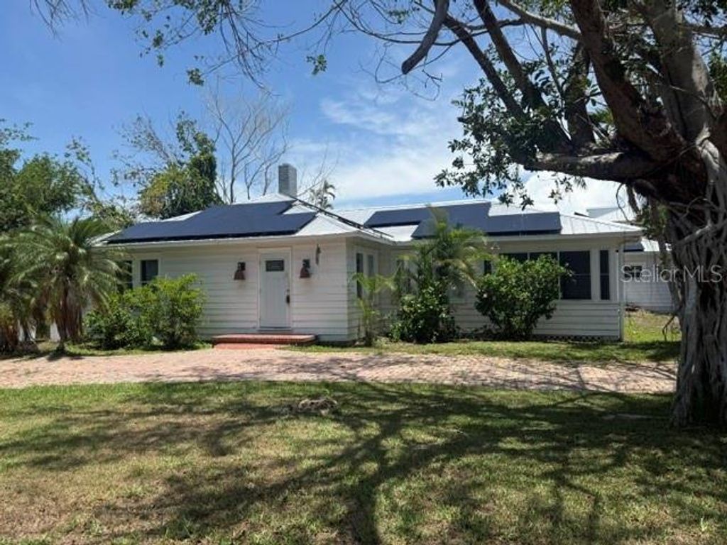 617 SIESTA DRIVE, Sarasota, FL 34242