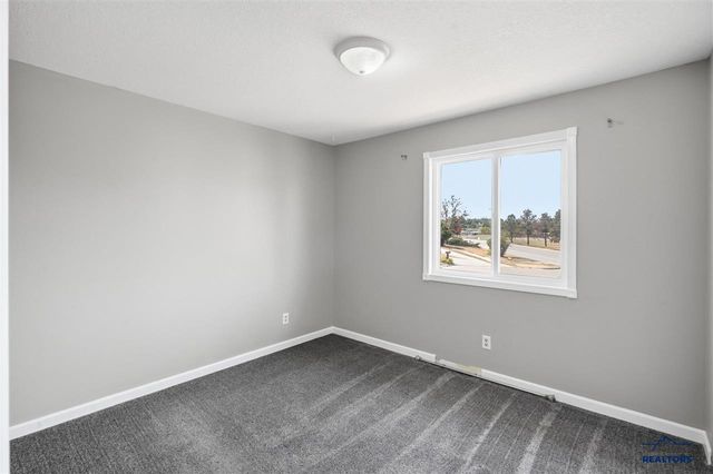627 Fairmont PL, Rapid City, SD 57701