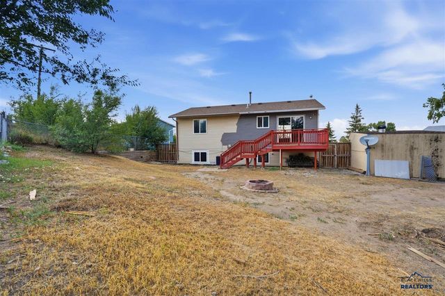 627 Fairmont PL, Rapid City, SD 57701