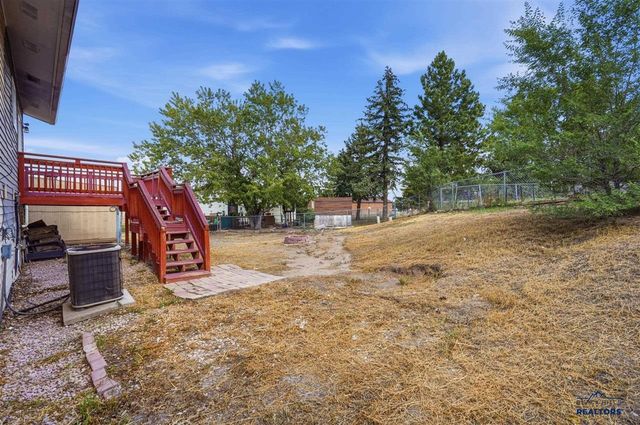 627 Fairmont PL, Rapid City, SD 57701