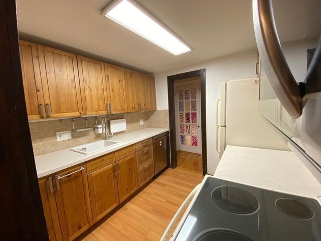 16 Carroll Court, Westwood, MA 02090