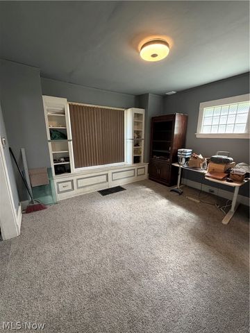 16812 Endora Road, Cleveland, OH 44112