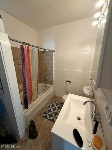 16812 Endora Road, Cleveland, OH 44112