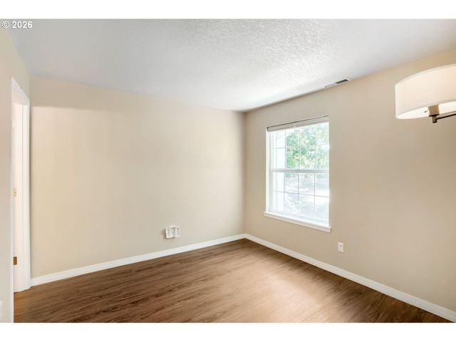 1732 Ne 65TH Ave, Hillsboro, OR 97124