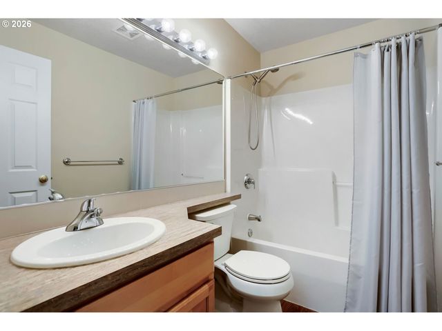 1732 Ne 65TH Ave, Hillsboro, OR 97124