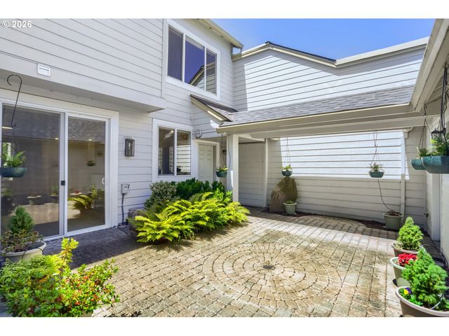 1732 Ne 65TH Ave, Hillsboro, OR 97124