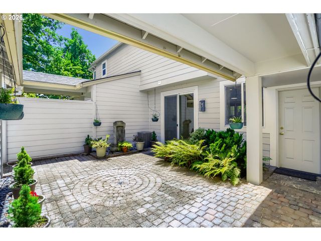 1732 Ne 65TH Ave, Hillsboro, OR 97124