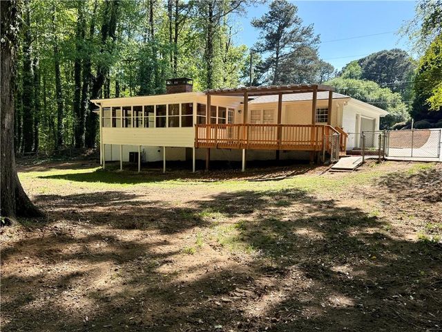 2646 Pamela Drive, Snellville, GA 30078