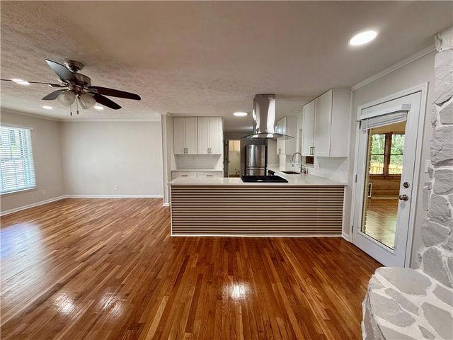 2646 Pamela Drive, Snellville, GA 30078