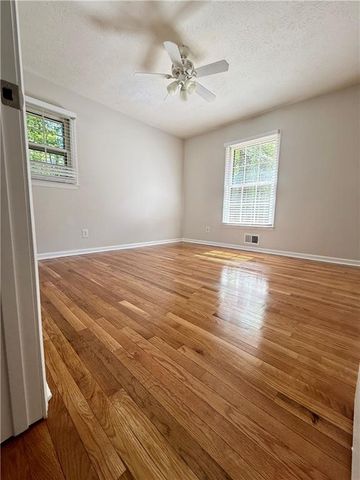 2646 Pamela Drive, Snellville, GA 30078