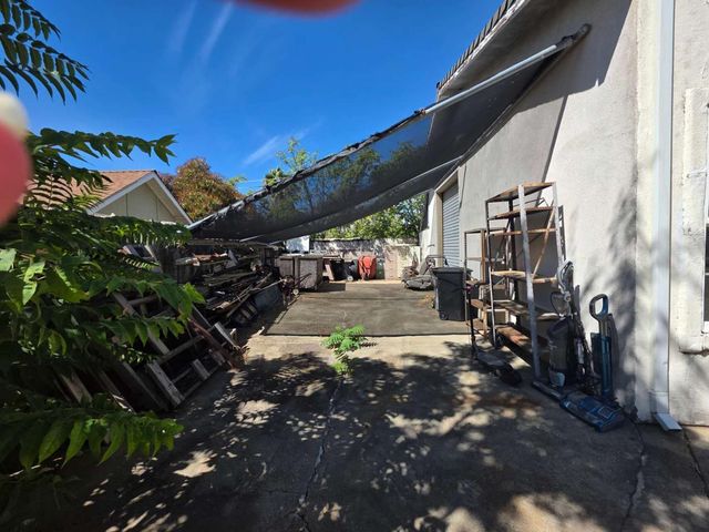 12139 Griffin Way, Auburn, CA 95602