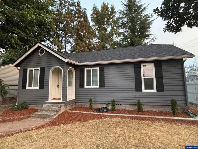 1850 17th Av SW, Albany, OR 97321