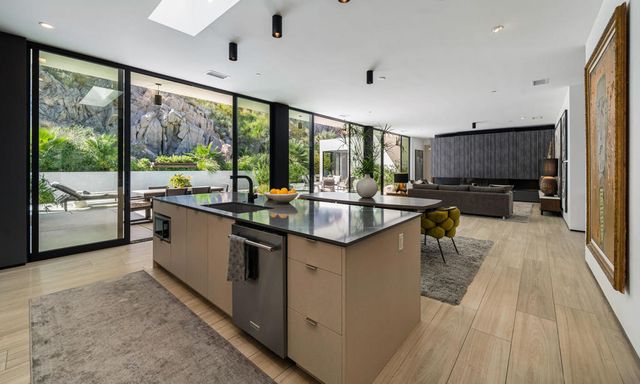 76991 Desi Drive, Indian Wells, CA 92210