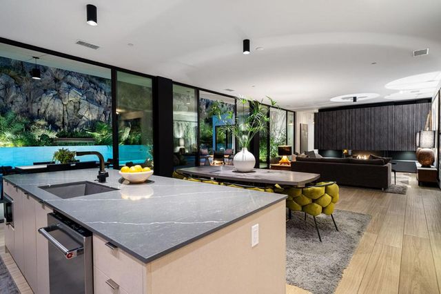 76991 Desi Drive, Indian Wells, CA 92210