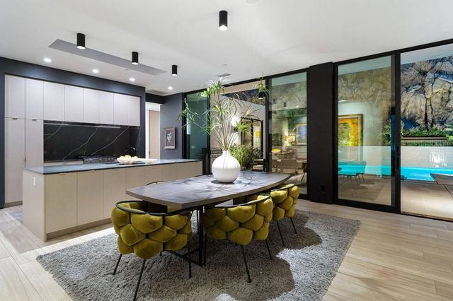 76991 Desi Drive, Indian Wells, CA 92210