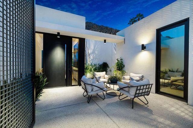 76991 Desi Drive, Indian Wells, CA 92210