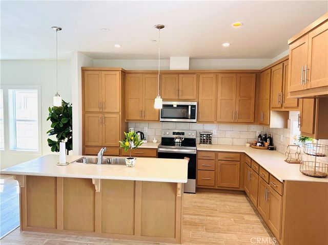 1667 Oak Street, Placentia, CA 92870