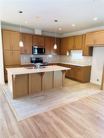 1667 Oak Street, Placentia, CA 92870