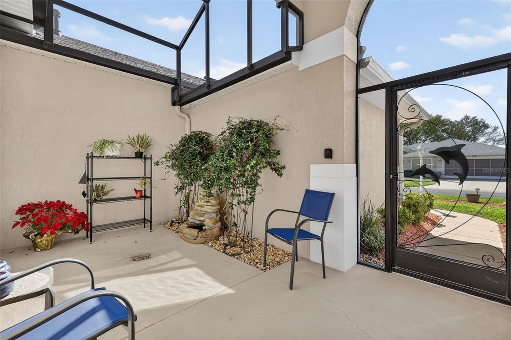 Image 15 of property listing at 5421 SIR CHURCHILL DRIVE, Leesburg, FL 34748