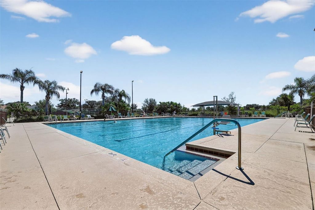 Image 62 of property listing at 5421 SIR CHURCHILL DRIVE, Leesburg, FL 34748