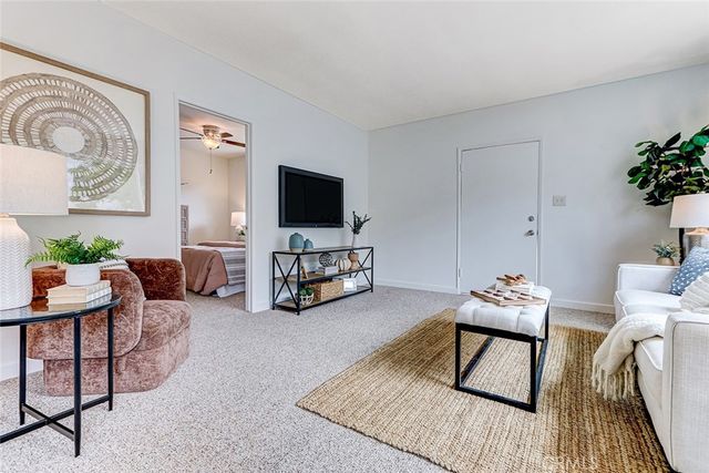426 S Broadway A, Redondo Beach, CA 90277