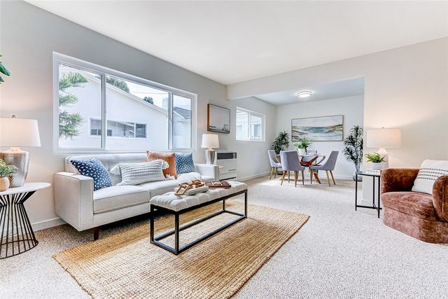 426 S Broadway A, Redondo Beach, CA 90277