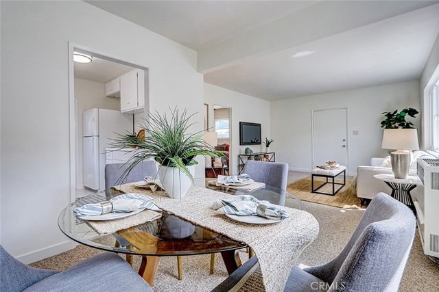 426 S Broadway A, Redondo Beach, CA 90277