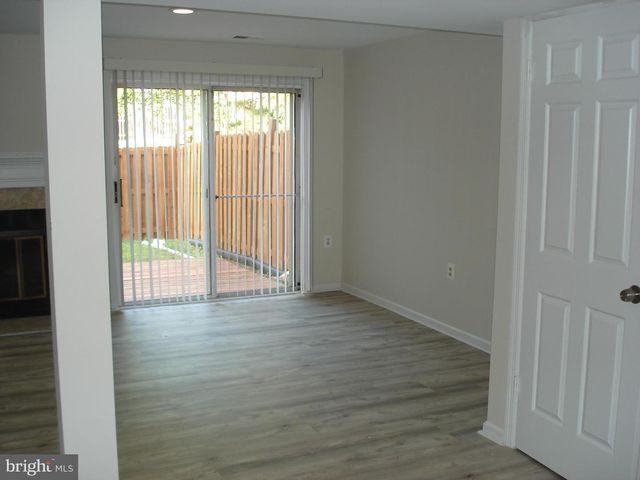 13234 GRAND JUNCTION DR, Fairfax, VA 22033