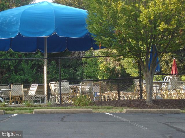 13234 GRAND JUNCTION DR, Fairfax, VA 22033