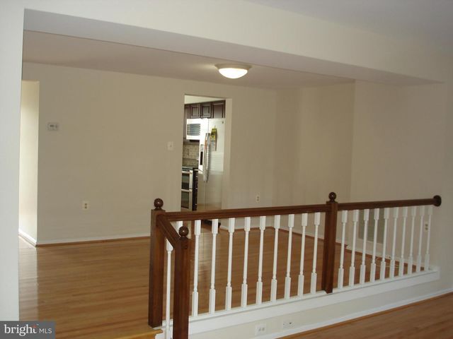 13234 GRAND JUNCTION DR, Fairfax, VA 22033