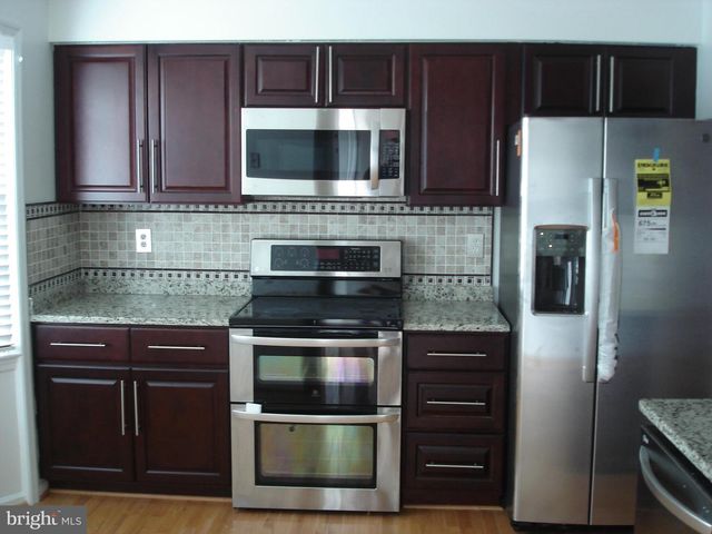 13234 GRAND JUNCTION DR, Fairfax, VA 22033