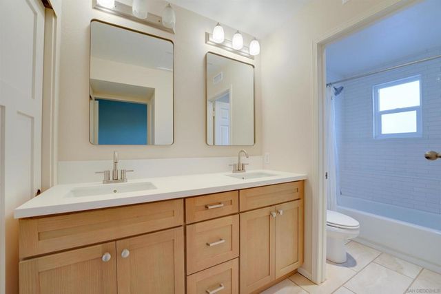 7413 Linden Terrace, Carlsbad, CA 92011