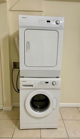 5555 Garden Avenue, West Palm Beach, FL 33405