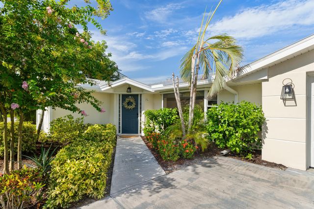 1229 SW Dyer Point Road, Palm City, FL 34990