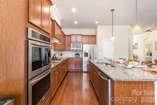 10585 Sweethaven Lane, Harrisburg, NC 28075