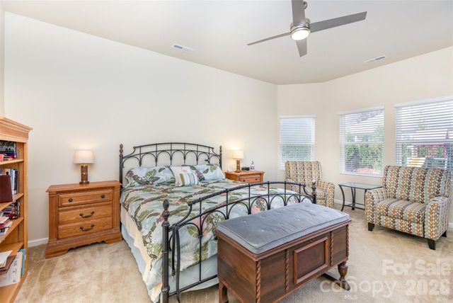 10585 Sweethaven Lane, Harrisburg, NC 28075