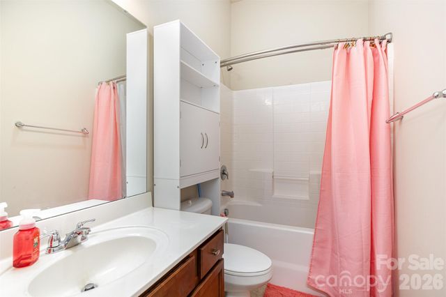 10585 Sweethaven Lane, Harrisburg, NC 28075