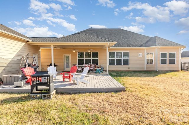 10585 Sweethaven Lane, Harrisburg, NC 28075