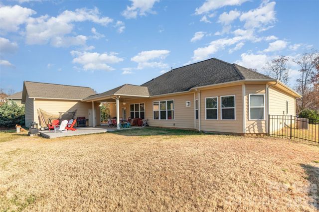 10585 Sweethaven Lane, Harrisburg, NC 28075