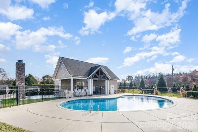10585 Sweethaven Lane, Harrisburg, NC 28075