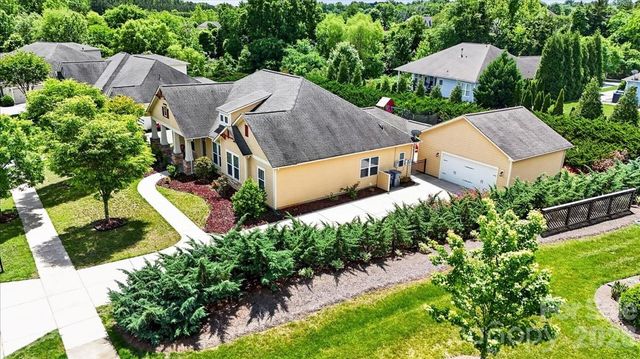 10585 Sweethaven Lane, Harrisburg, NC 28075