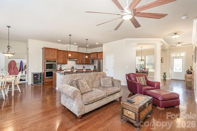 10585 Sweethaven Lane, Harrisburg, NC 28075