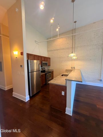 275 River Street D-4C, Troy, NY 12180