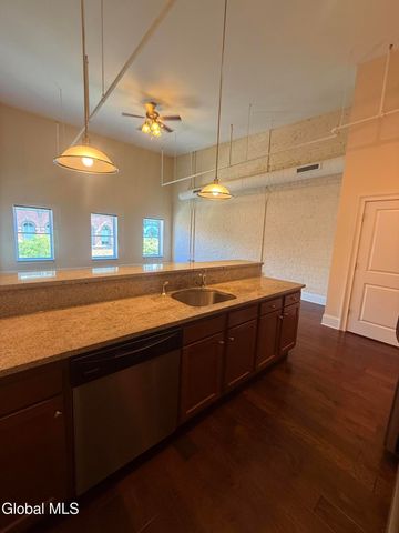 275 River Street D-4C, Troy, NY 12180