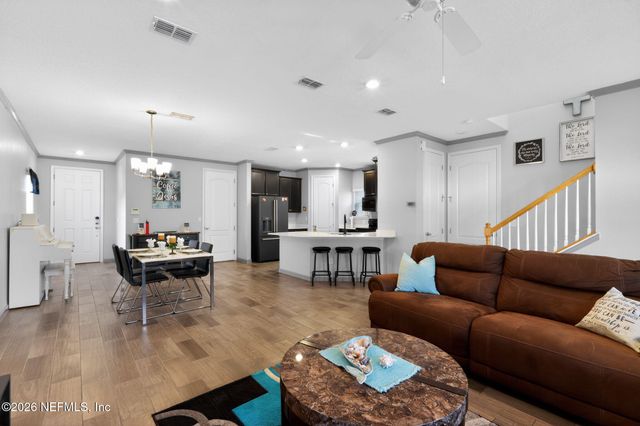 2636 CAROLINE HILLS Drive, Jacksonville, FL 32225