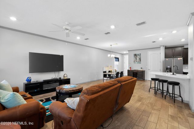 2636 CAROLINE HILLS Drive, Jacksonville, FL 32225