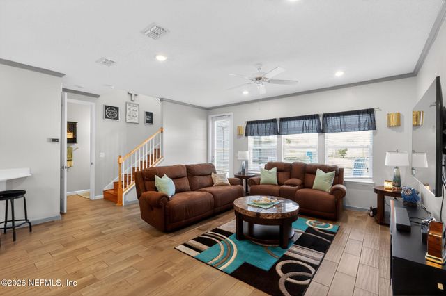 2636 CAROLINE HILLS Drive, Jacksonville, FL 32225