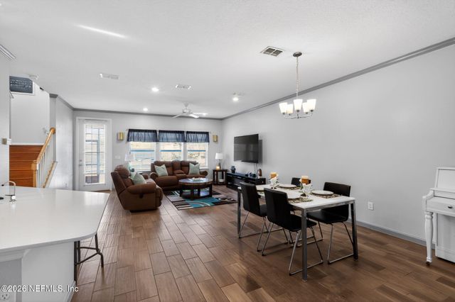 2636 CAROLINE HILLS Drive, Jacksonville, FL 32225