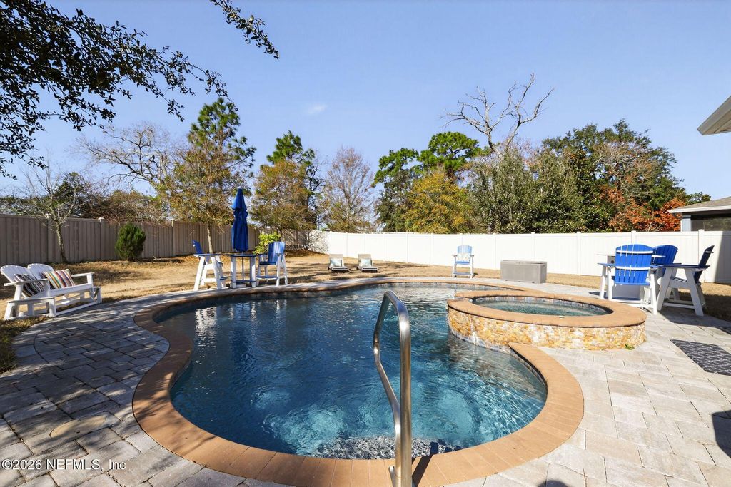 2636 CAROLINE HILLS Drive, Jacksonville, FL 32225