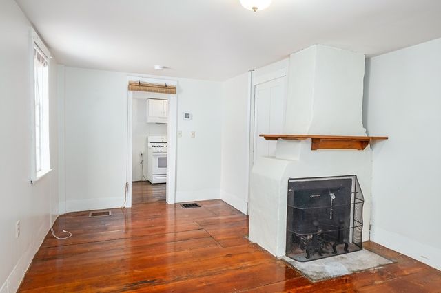 25 Elm St 0, Groton, MA 01450